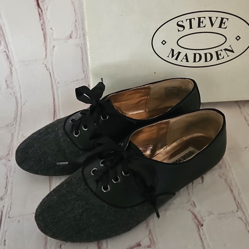 Womens Size 6.5 Steve Madden Oxfords